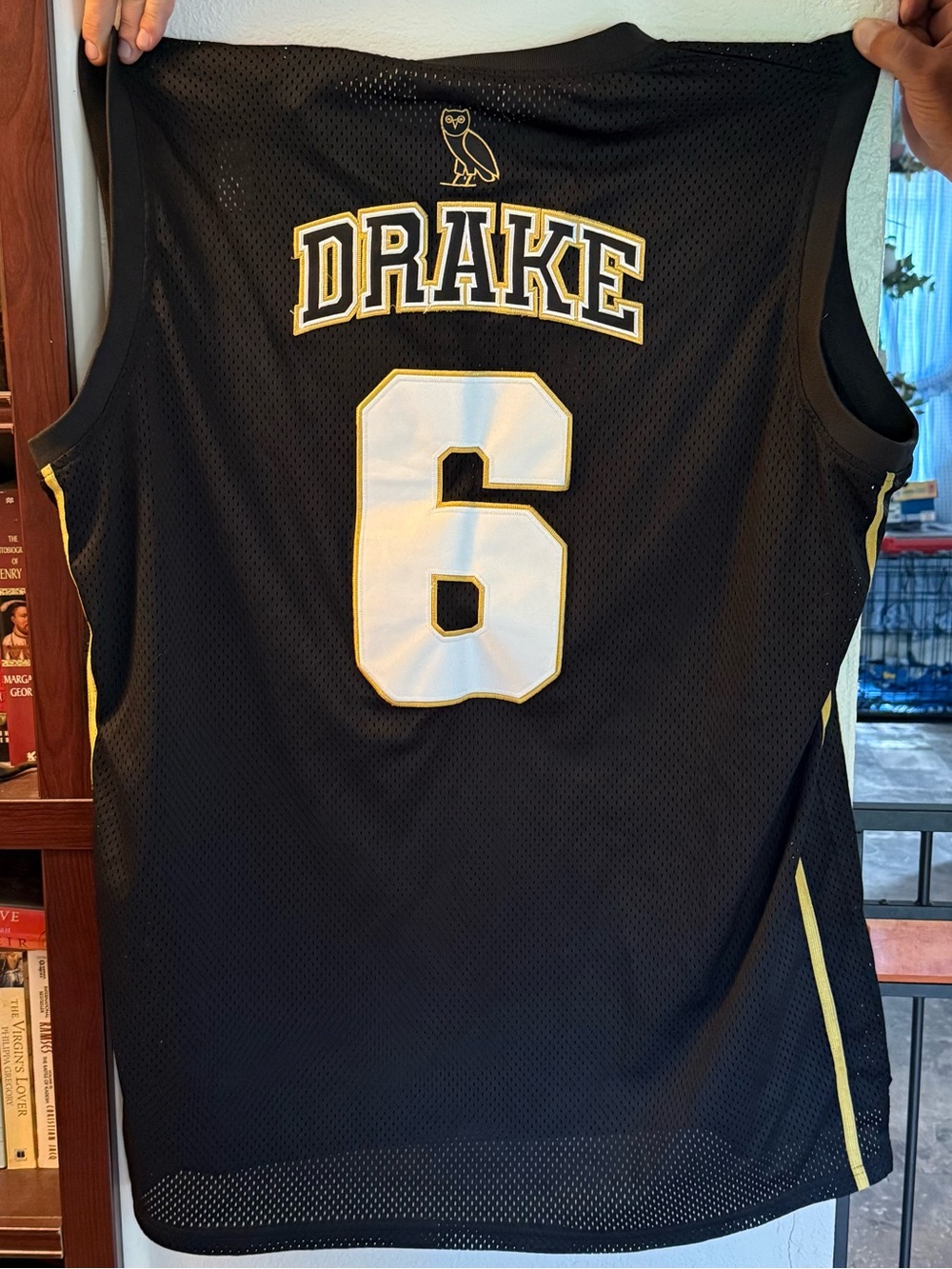 Nostalgia Black Mesh Jersey with White Owl Patch - Picture 5 of 5